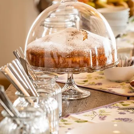 农家乐 Al Comarel *